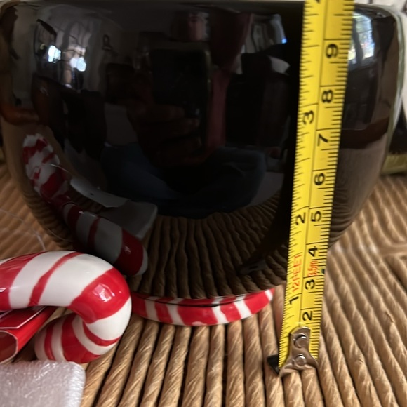 Hallmark Penguin Treat Dish - NWT - Picture 4 of 8